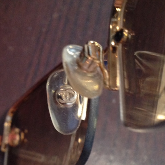 Chanel Chrystal sunglasses - Picture 4 of 4